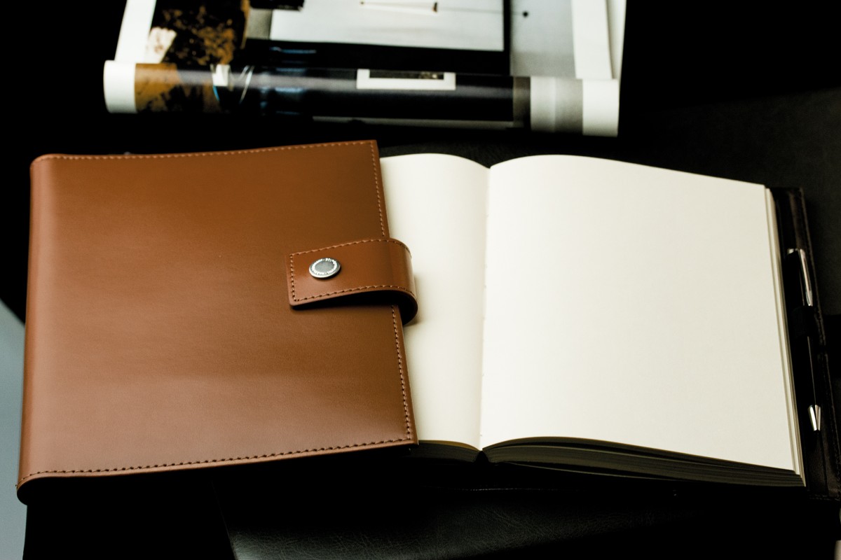 Notizbuch DIN A5 mit Druckknopf | Echtleder | CAMBRIDGE hellbraun